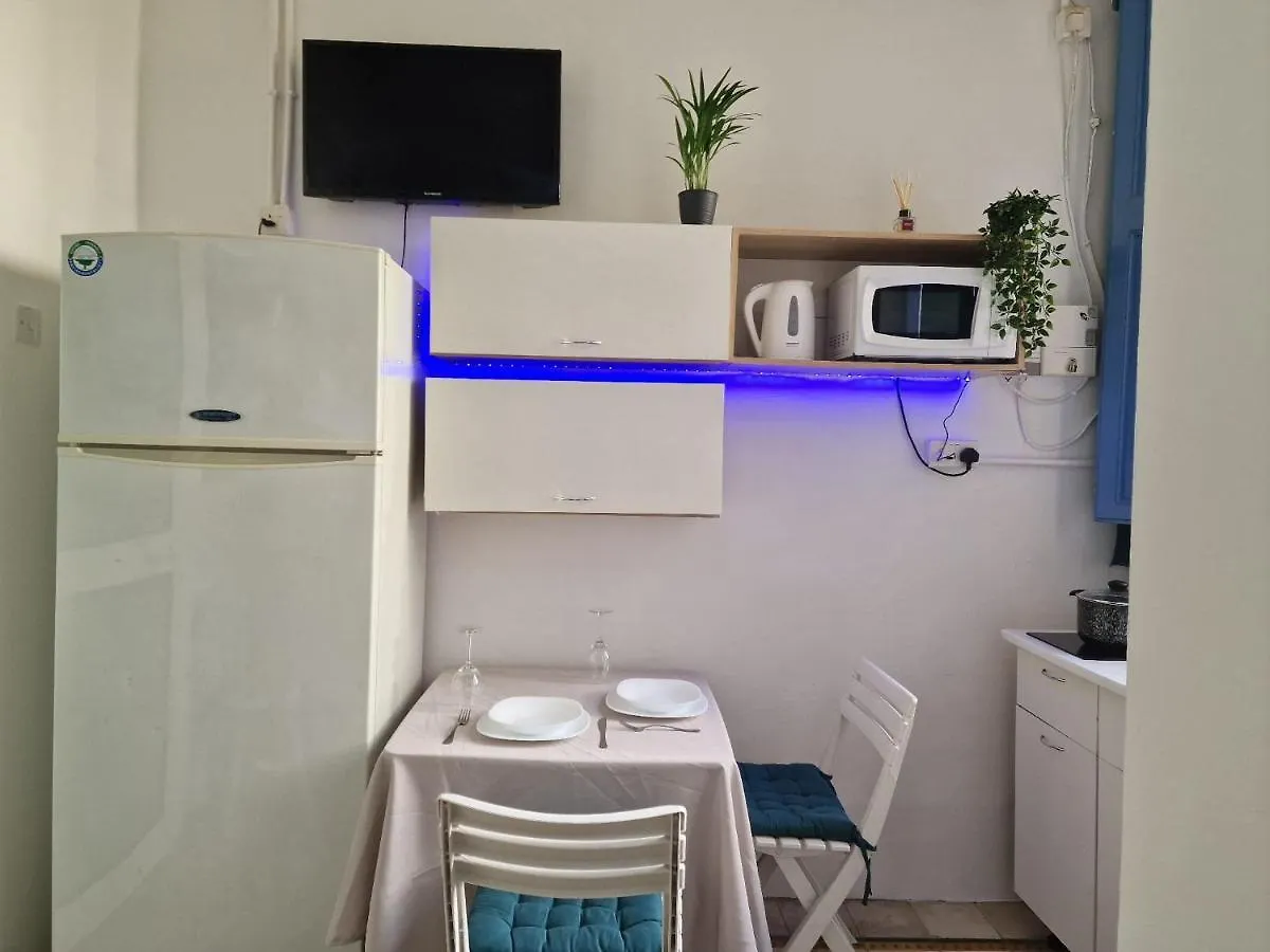 New Cosy & Bright Studio Apartment In Sliema Gzira